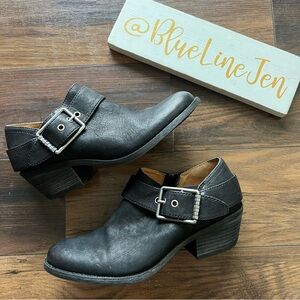 Sofft Alvie Aqua Shooties NWOT